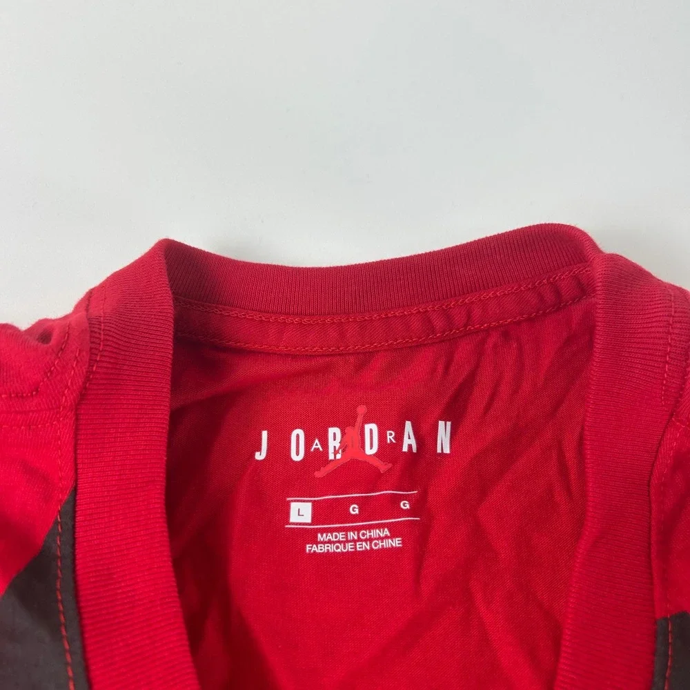 Nike Air Jordan Men's L Red & Black short sleeve Basketball Athletic Tshirt NWT
